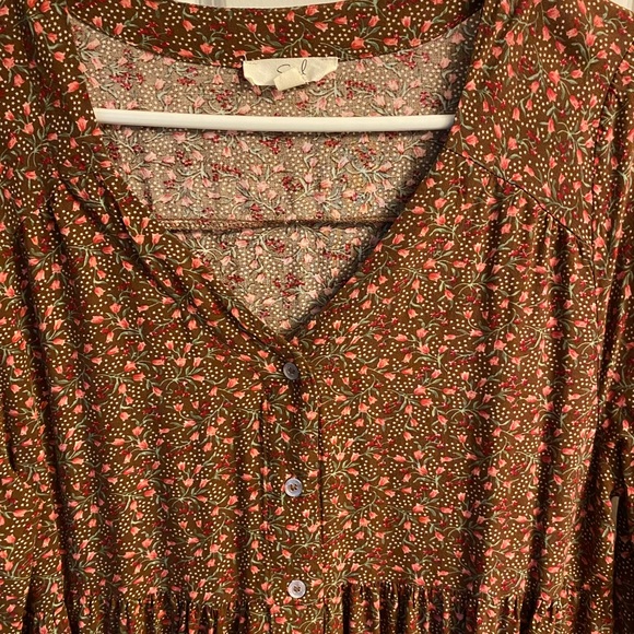 Brown floral print long sleeve dress - Picture 2 of 5